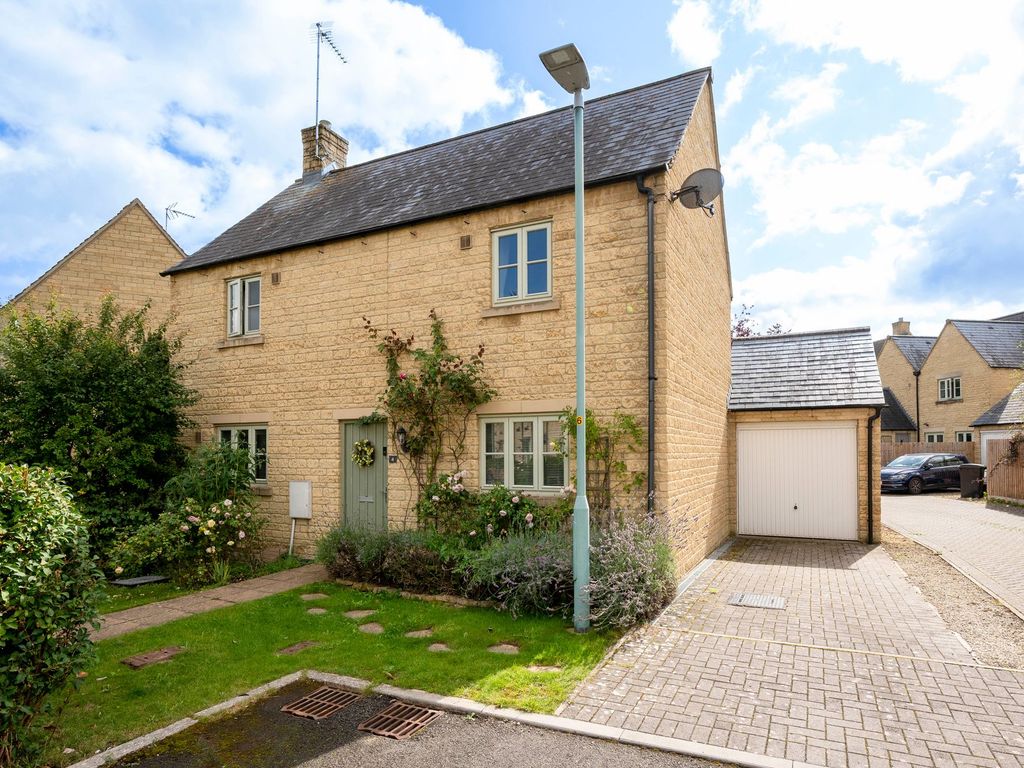 3 bed detached house for sale in Stanway Green, Bourton-On-The-Water GL54, £415,000