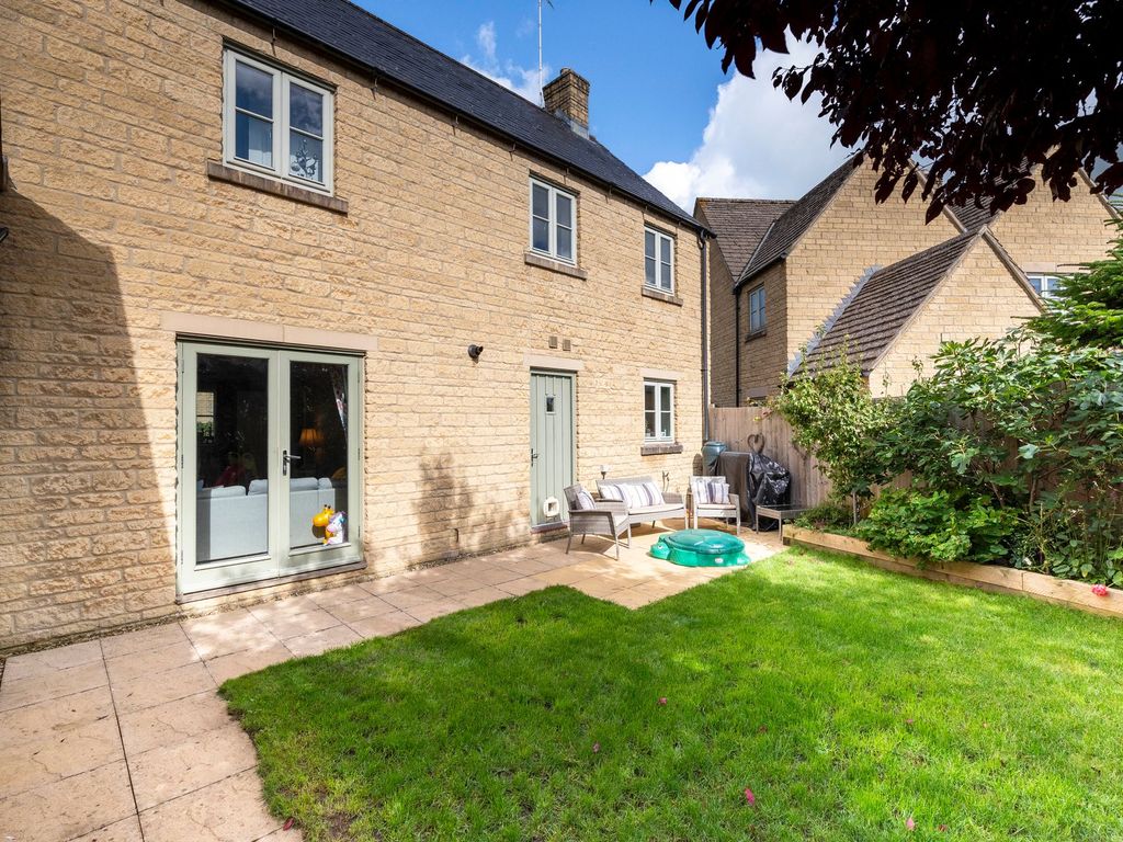 3 bed detached house for sale in Stanway Green, Bourton-On-The-Water GL54, £415,000