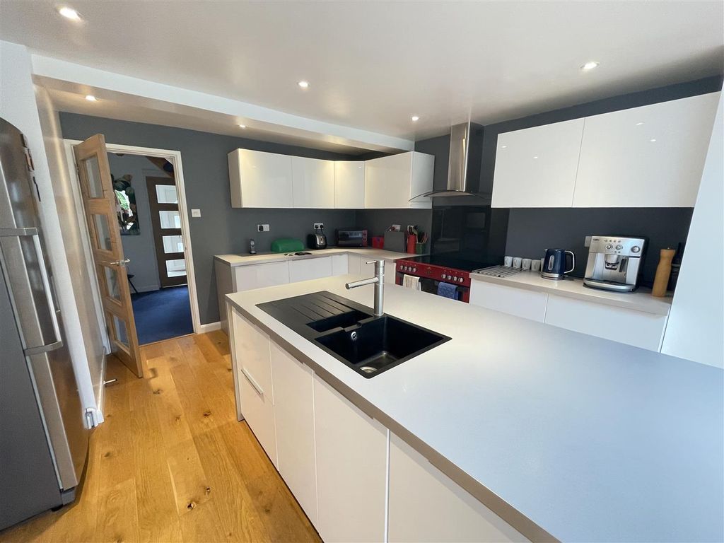 5 bed detached house for sale in Toll Bar, Great Casterton, Stamford PE9, £625,000