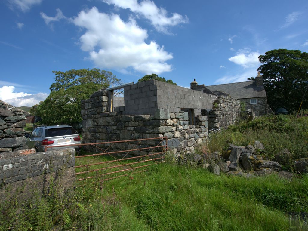 4 bed detached house for sale in Trawsfynydd, Blaenau Ffestiniog LL41, £485,000