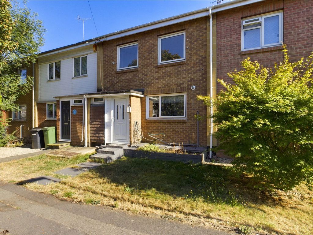3 bed terraced house for sale in Meadow Way, Theale, Reading, Berkshire RG7, £350,000
