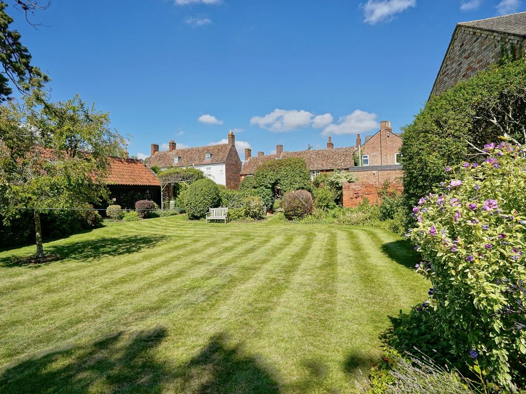4 bed detached house for sale in Church Street, Buckden, Huntingdon PE19, £995,000