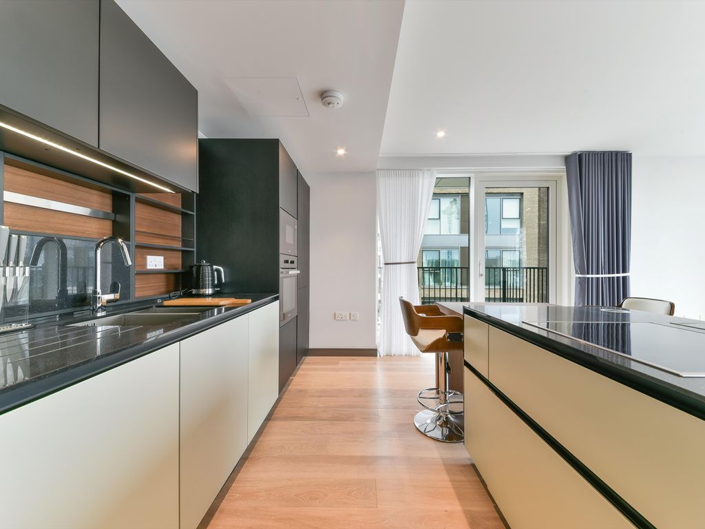 New home, 2 bed flat for sale in Chelsea Creek, London SW6, £1,250,000