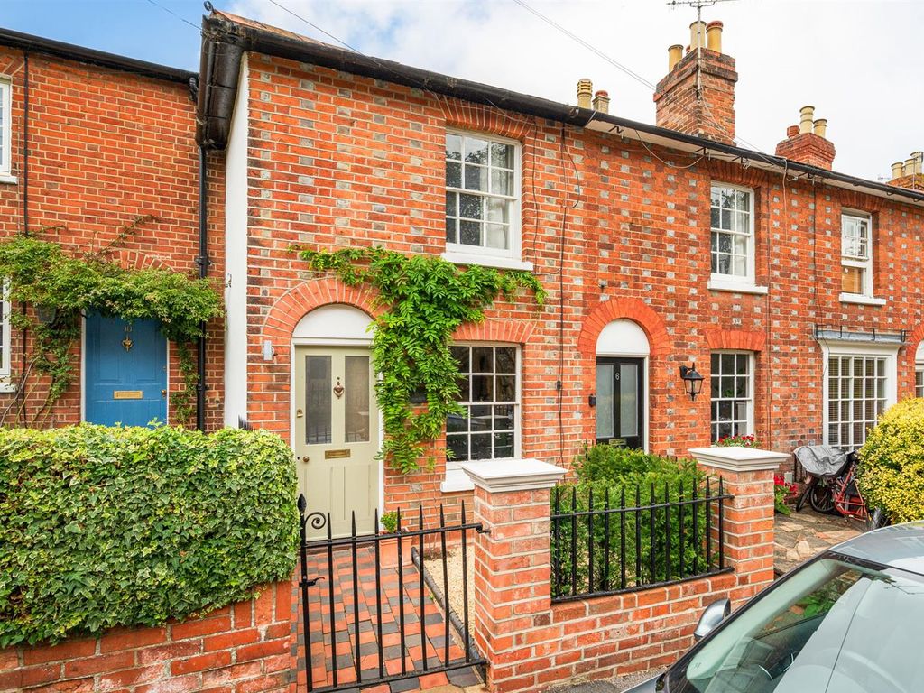2 bed terraced house for sale in Greys Hill, Henley-On-Thames RG9, £650,000