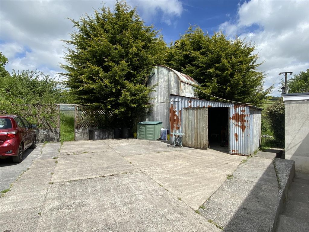 4 bed farm for sale in Bancyfelin, Carmarthen SA33, £498,000