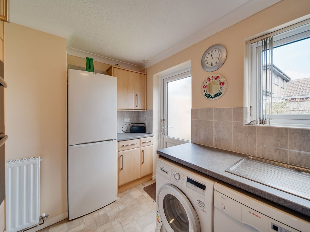 3 bed end terrace house for sale in Chaston Road, Great Shelford CB22, £500,000