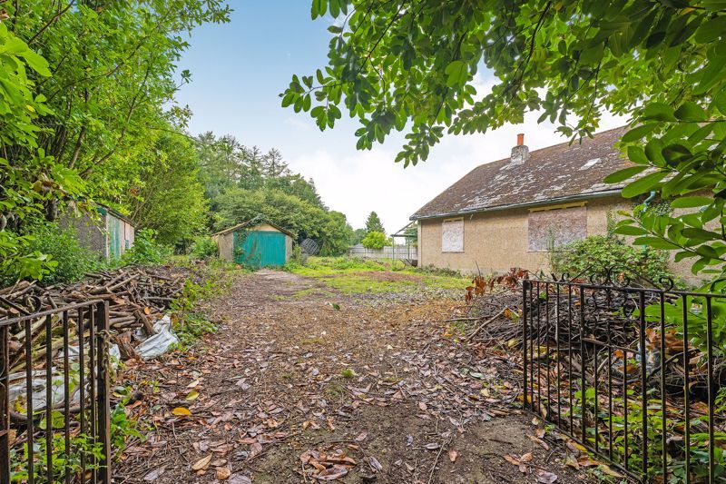 4 bed detached bungalow for sale in Cudham Lane South, Knockholt, Sevenoaks TN14, £700,000