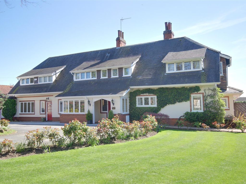 4 bed detached house for sale in Melton Road, Melton, North Ferriby HU14, £950,000