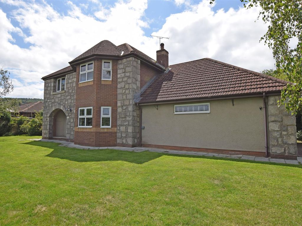 5 bed detached house for sale in Lon Bryn Aber, Abergele, Conwy LL22, £650,000