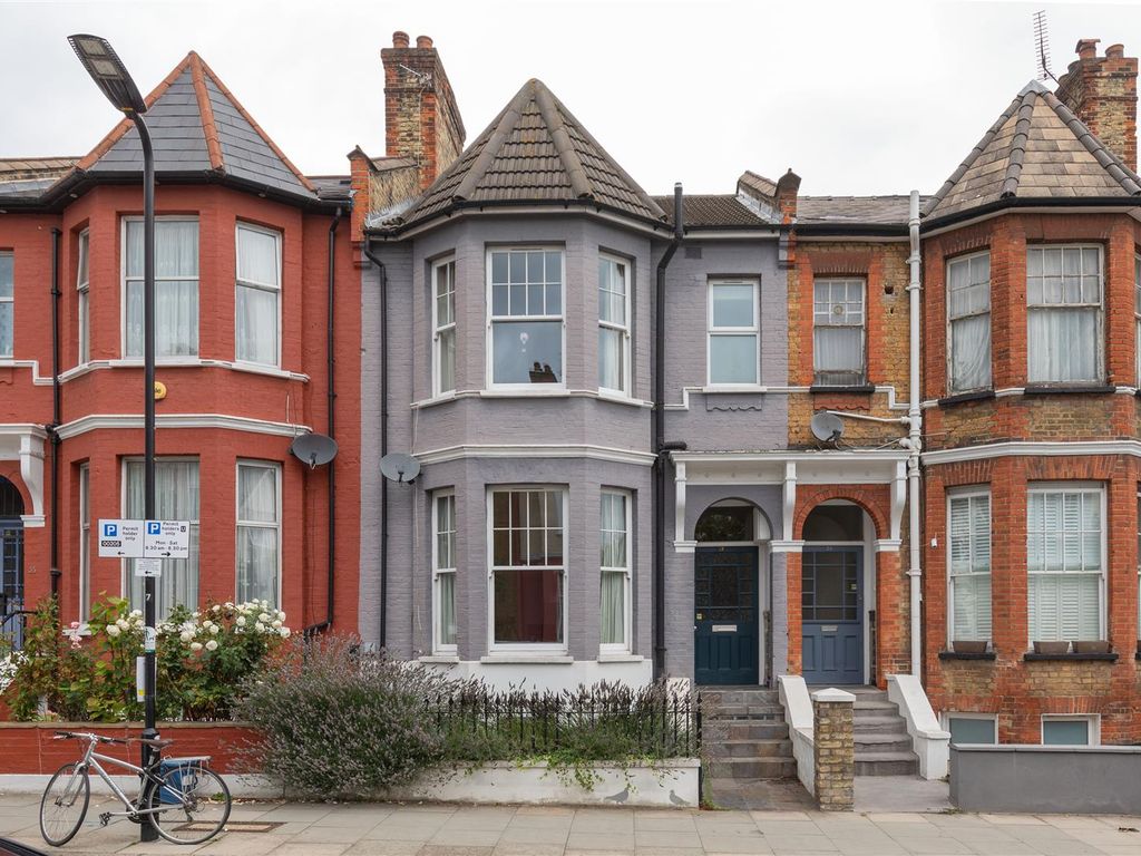 5 bed property for sale in Gunton Road, London E5, £1,350,000