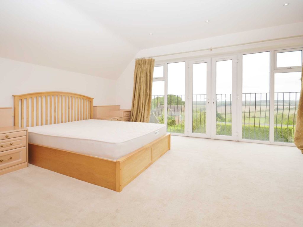 5 bed detached house for sale in Chartridge Lane, Chesham HP5, £1,150,000
