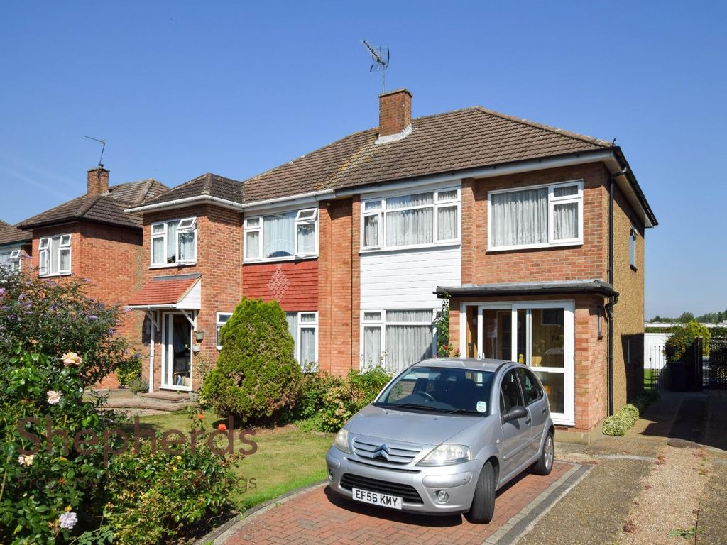 3 bed semi-detached house for sale in Cadmore Lane, Cheshunt EN8, £440,000