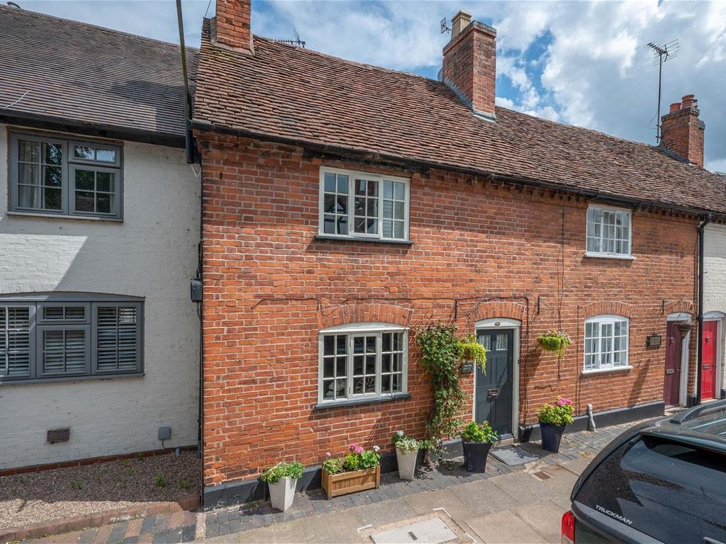 2 bed terraced house for sale in High Street, Henley-In-Arden B95, £475,000