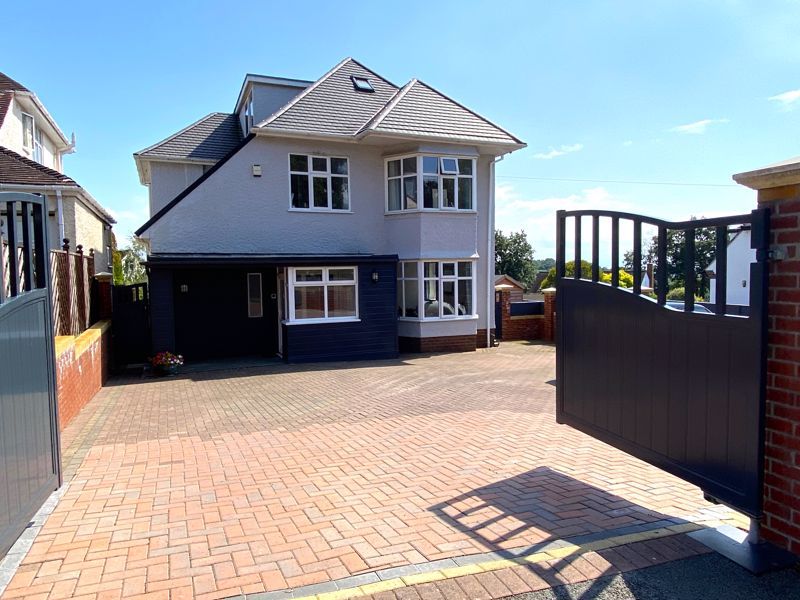 5 bed detached house for sale in Ridgeway, Newport NP20, £950,000