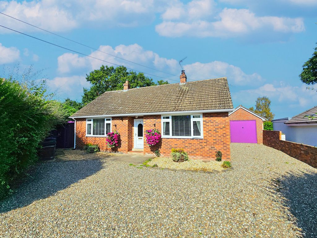 2 bed detached bungalow for sale in Grove Lane, Shrewsbury SY3, £340,000