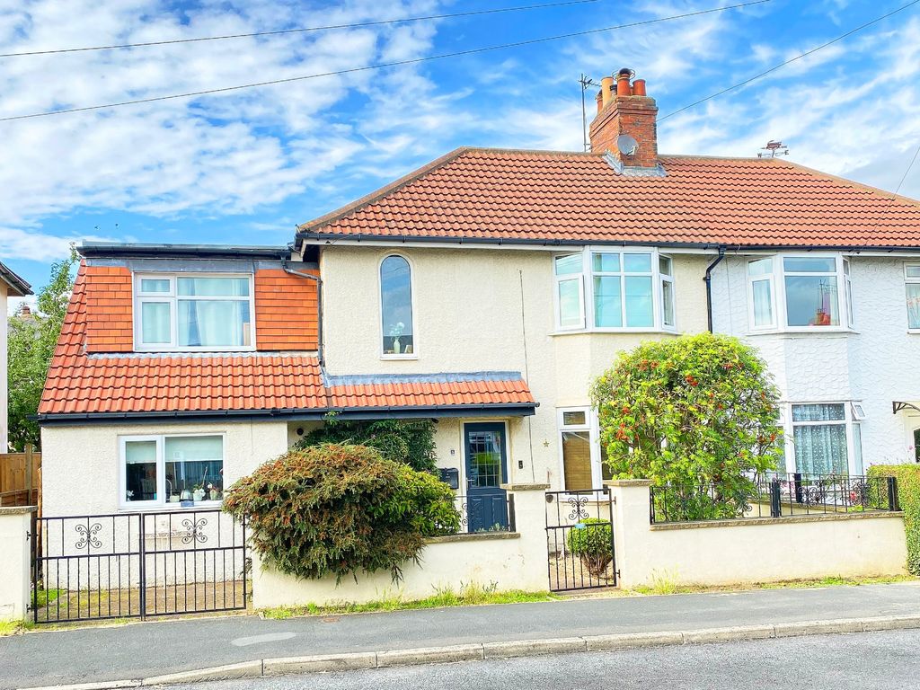 4 bed semi-detached house for sale in Charles Avenue, Harrogate HG1, £340,000