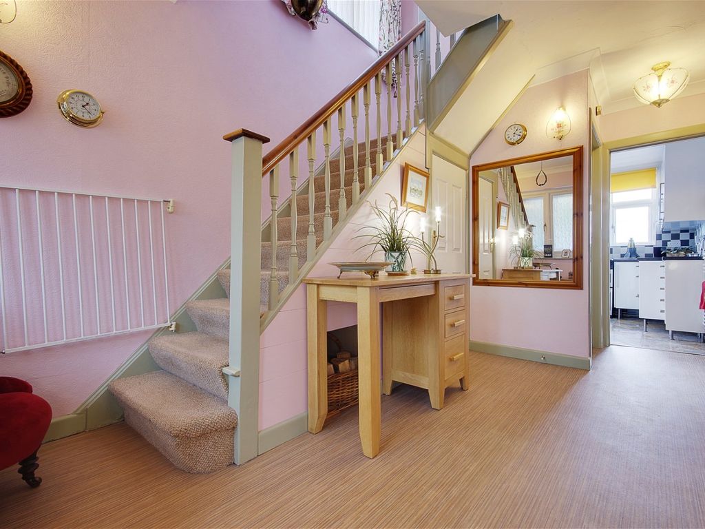 4 bed detached house for sale in Midwood Avenue, Bournemouth BH8, £470,000