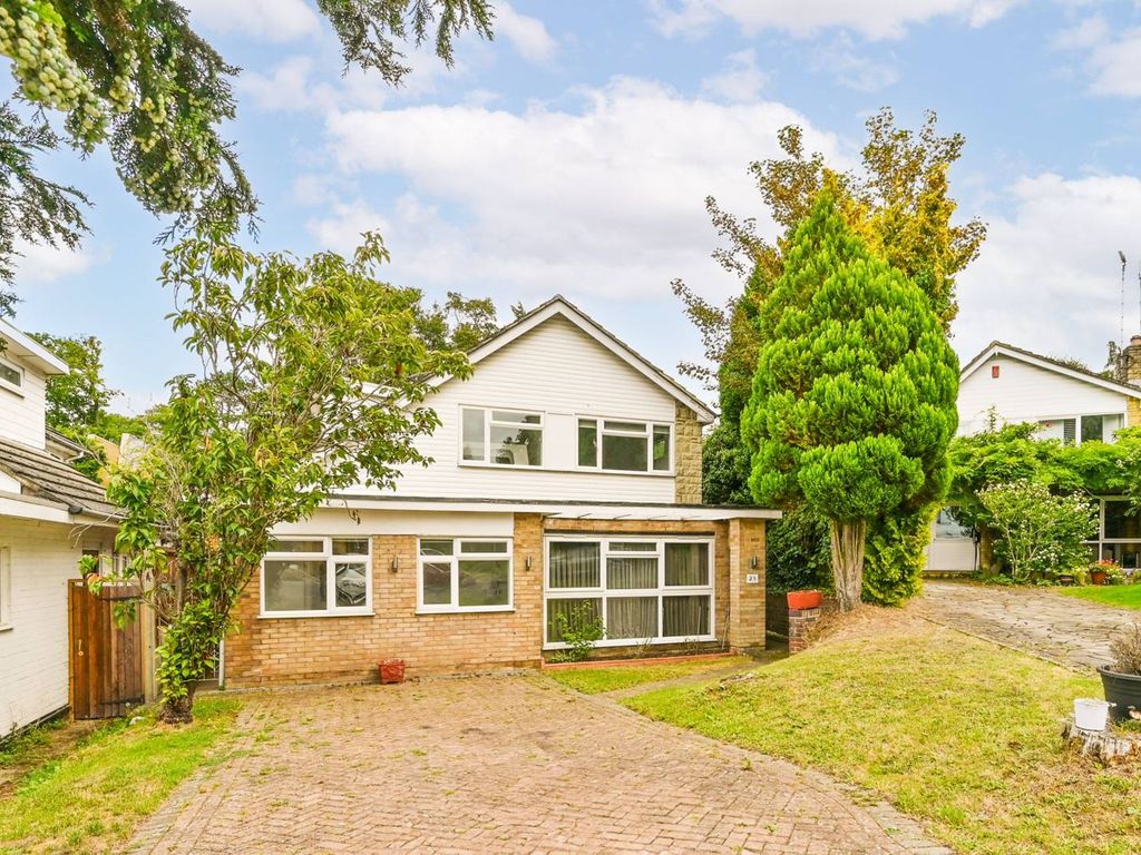 4 bed detached house for sale in Merewood Close, Bickley, Bromley BR1, £1,400,000