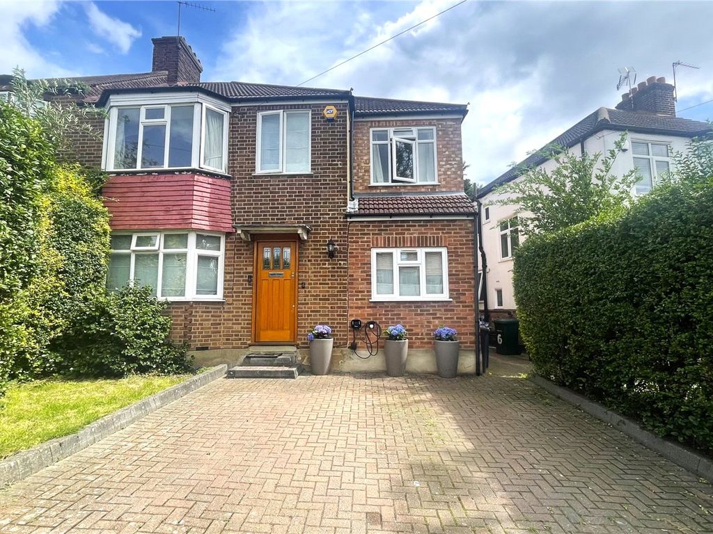 3 bed semi-detached house for sale in Fairfield Way, Barnet EN5, £760,000