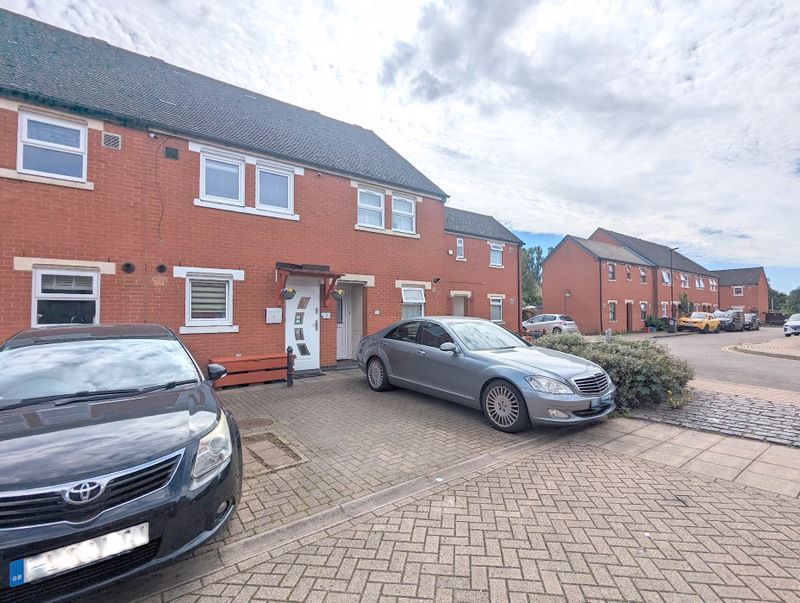 3 bed terraced house for sale in Elsworth Close, Feltham TW14, £425,000