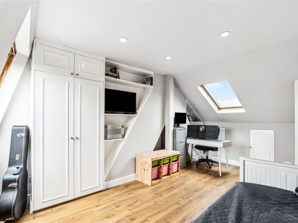 5 bed property for sale in Devonshire Road, Turnham Green W4, £1,200,000