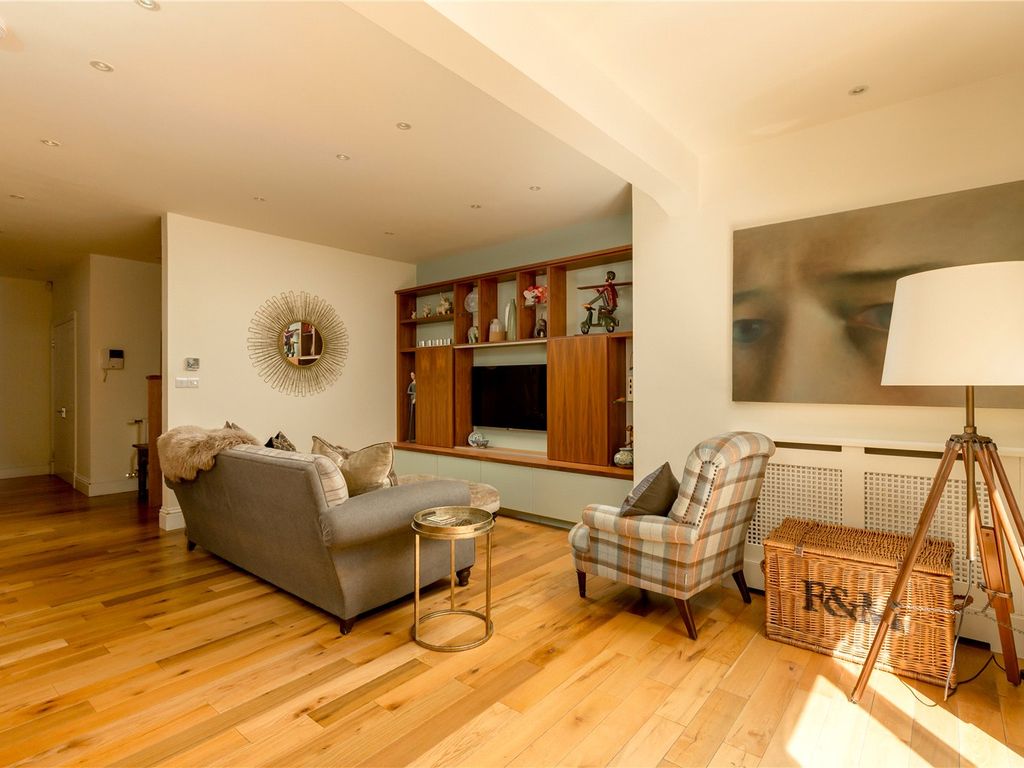 3 bed mews house for sale in Dublin Meuse, New Town, Edinburgh EH3, £850,000