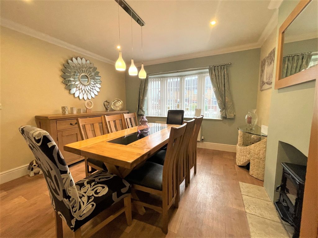 3 bed detached house for sale in Sun Street, Biggleswade SG18, £650,000