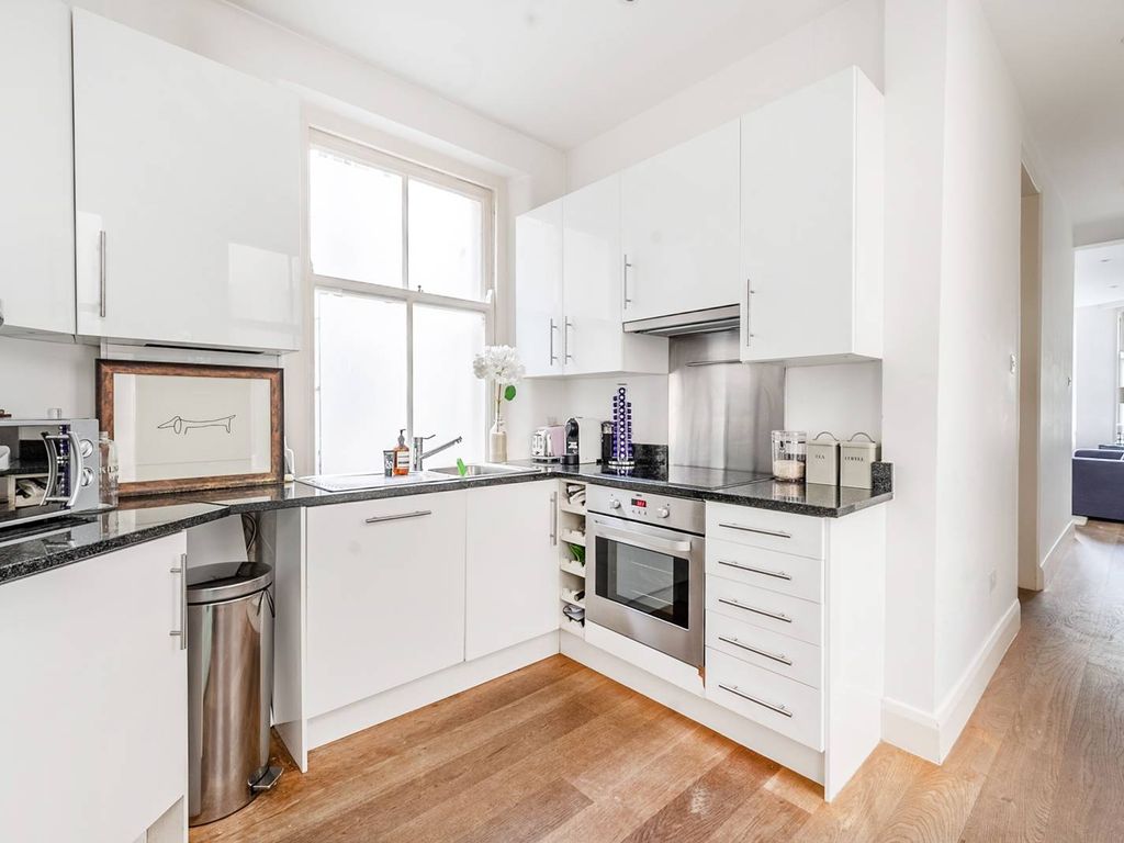 2 bed flat for sale in Kings Road, Kings Road, London SW3, £895,000