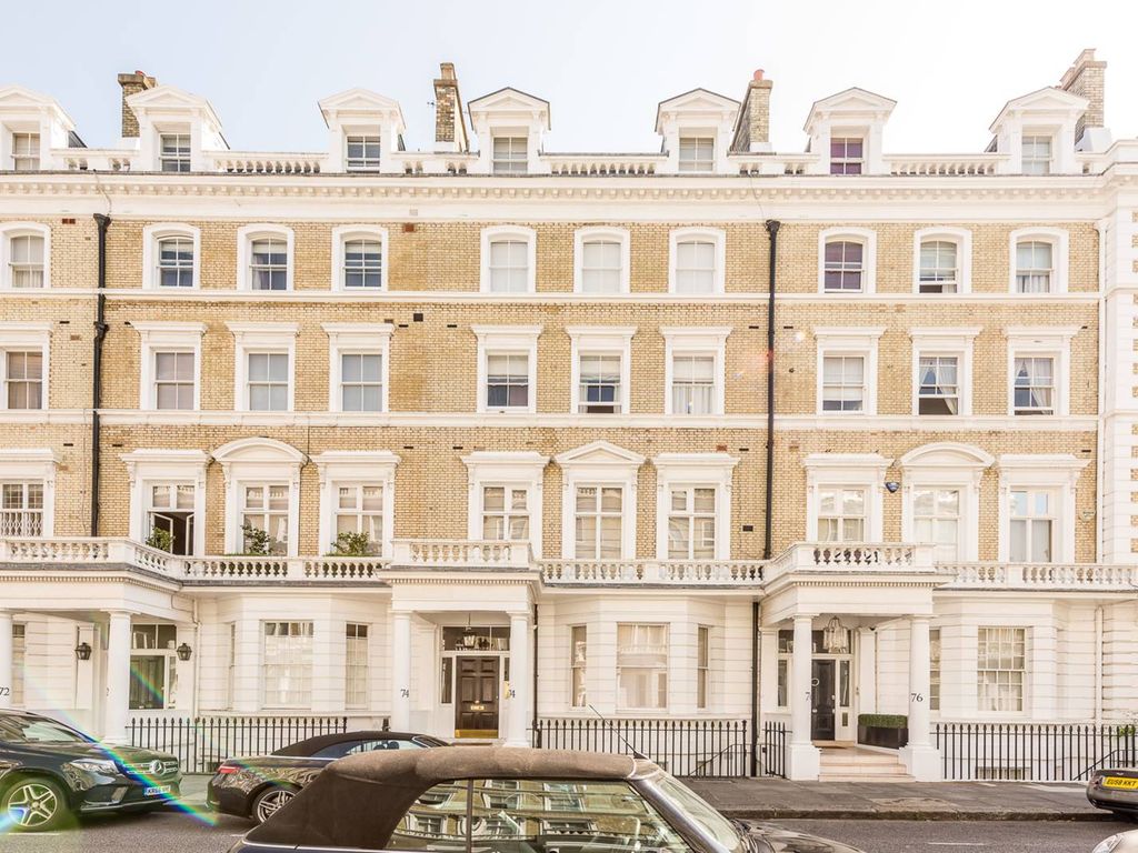 1 bed flat for sale in Onslow Gardens, South Kensington, London SW7, £1,050,000