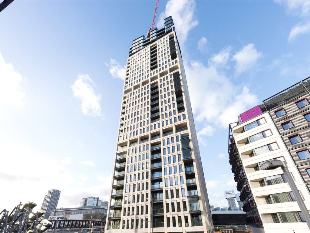 New home, 1 bed flat for sale in Stratford Central, Legacy Tower, The Broadway, Stratford E15, £450,000