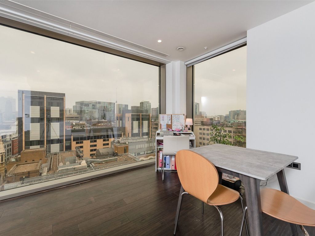 Studio for sale in Royal Mint Gardens, Royal Mint Street, Tower Hill E1, £500,000