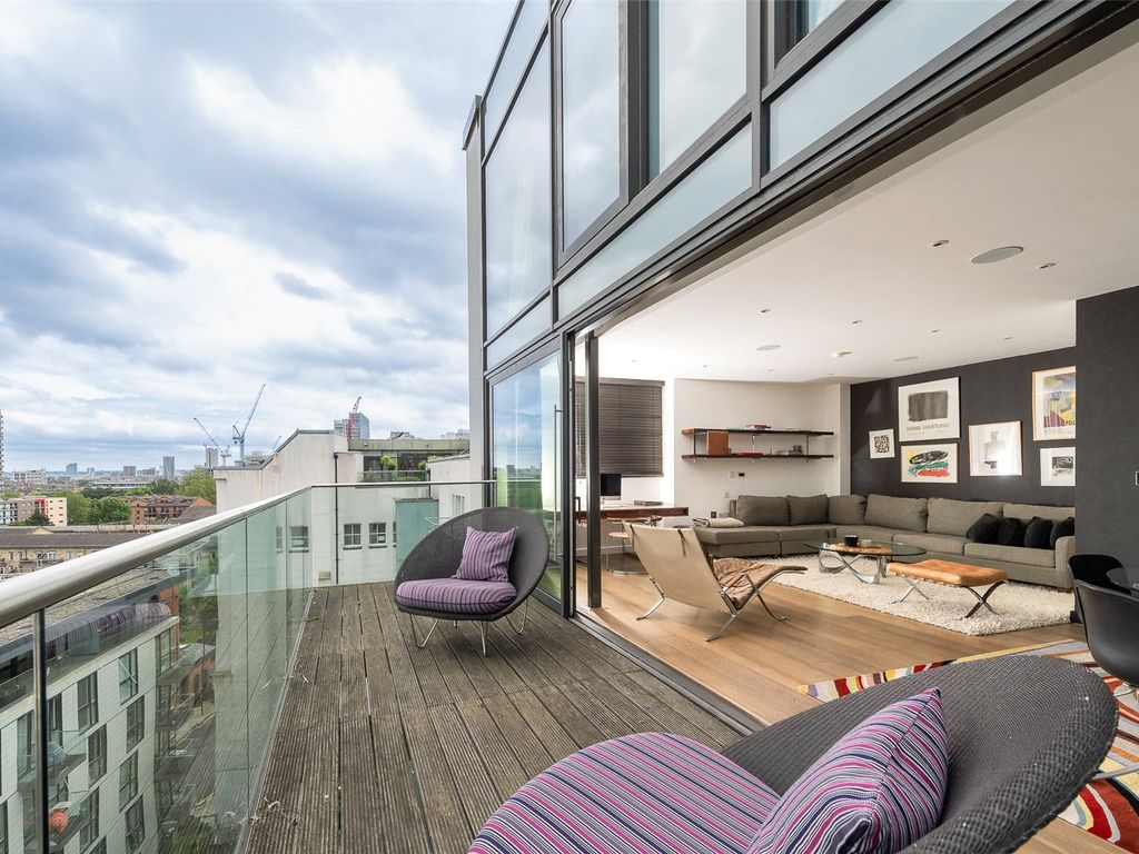 3 bed flat for sale in Sterling Mansions, 75 Leman Street E1, £1,590,000