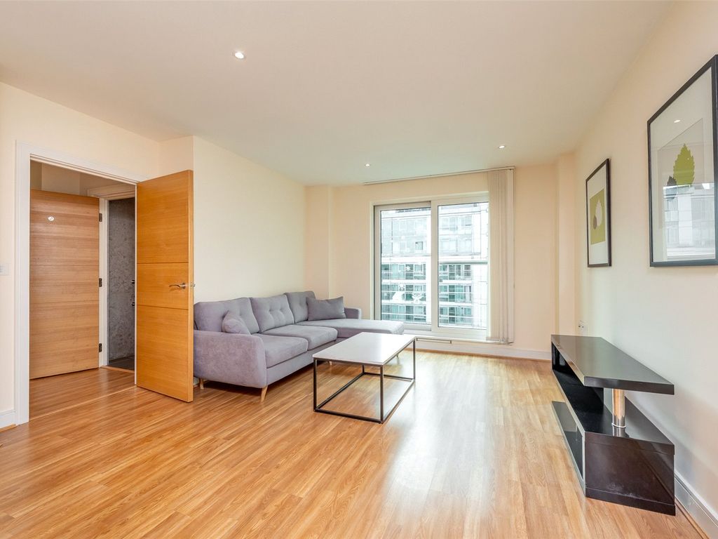 2 bed flat for sale in Anchor House, St George Wharf, Vauxhall SW8, £650,000