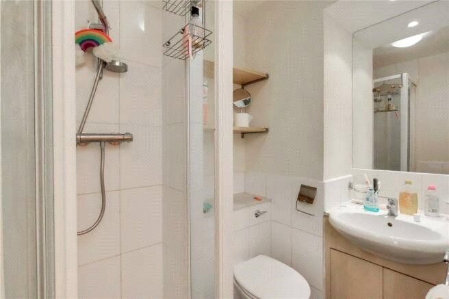 2 bed flat for sale in South Block, County Hall Apartments, 1 Belvedere Road, South Bank SE1, £650,000