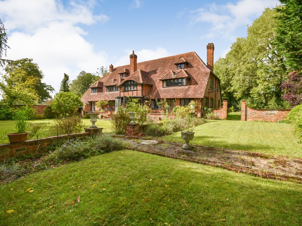 6 bed barn conversion for sale in Calcot Park, Calcot, Reading RG31, £2,000,000