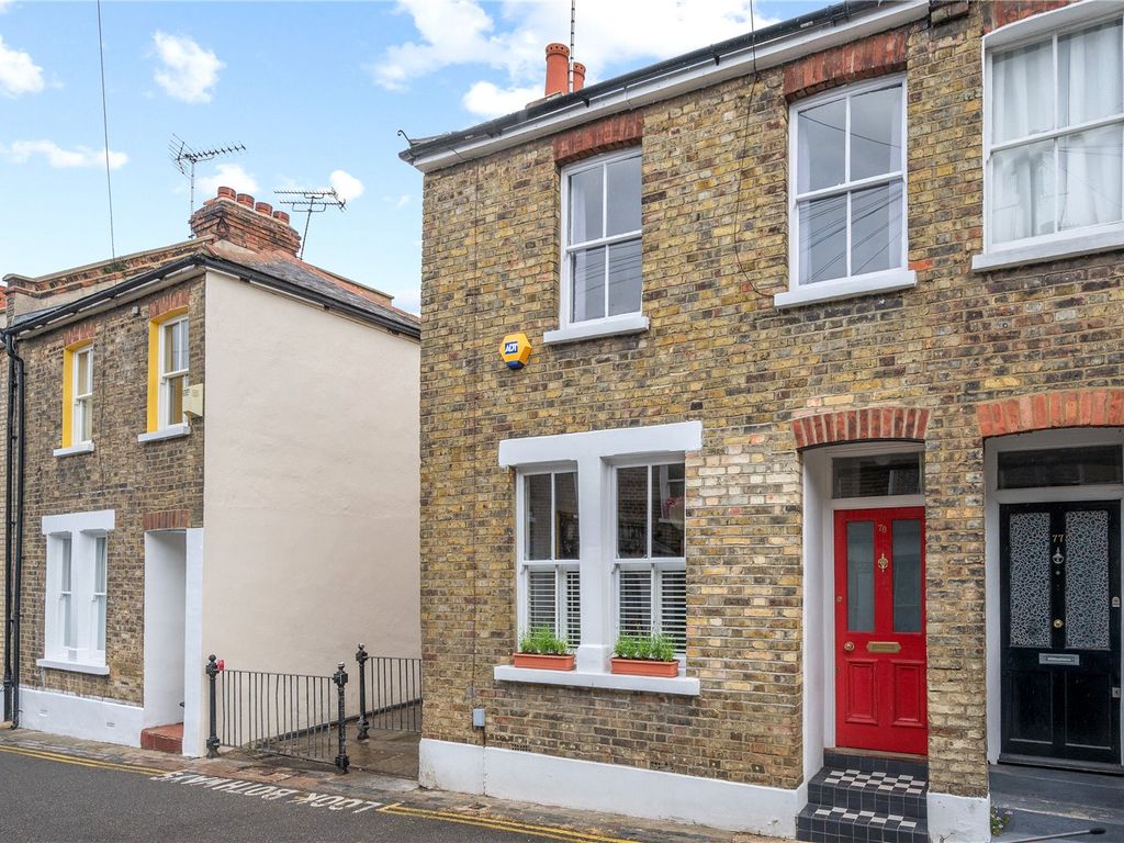 2 bed terraced house for sale in Whistler Street, Highbury, London N5, £1,100,000