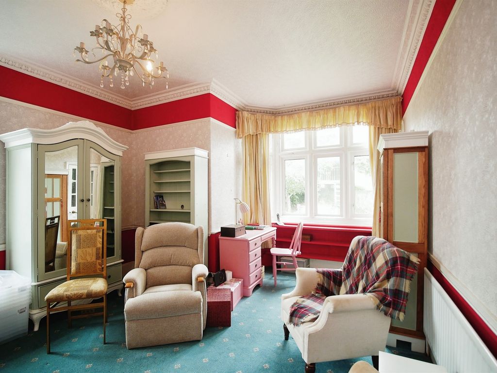 5 bed detached house for sale in Sladebrook Road, Bath BA2, £700,000