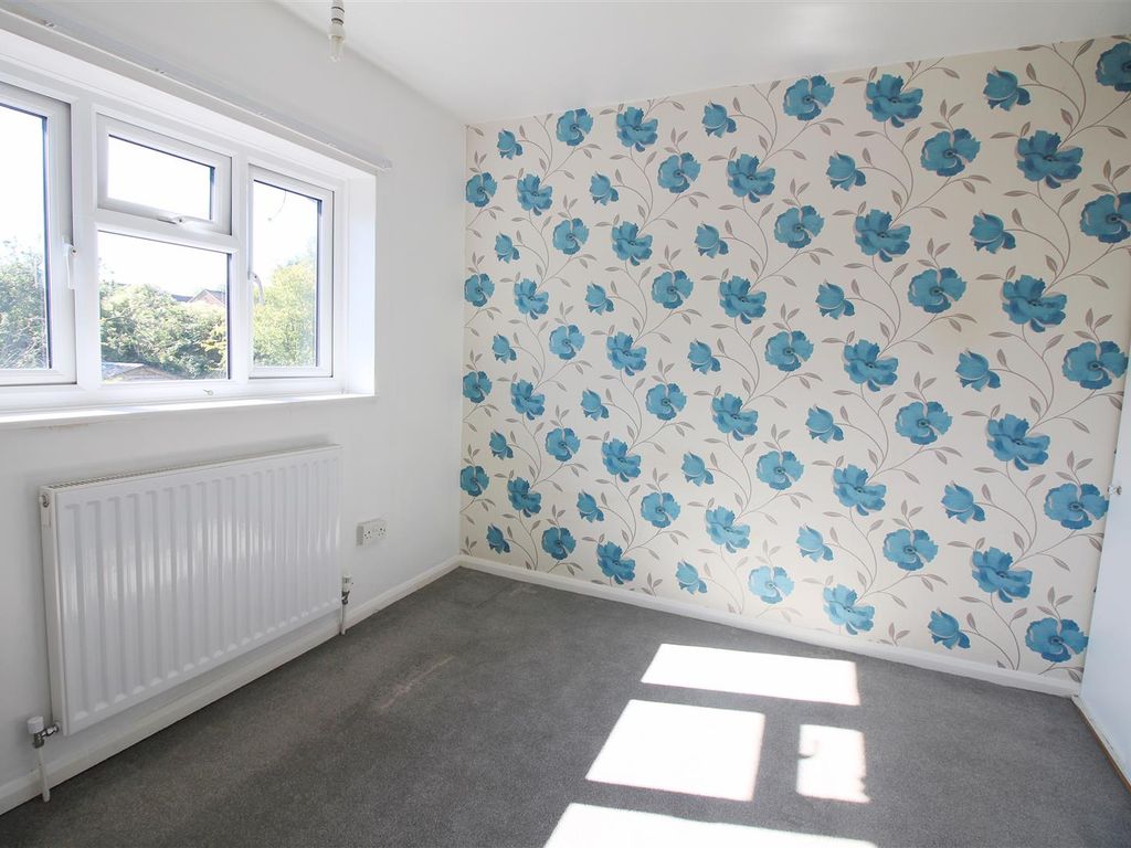 3 bed terraced house for sale in Croxdale Road, Borehamwood WD6, £459,950