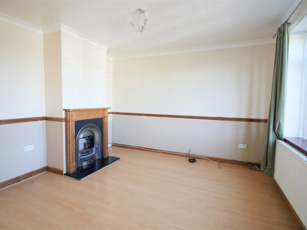 3 bed terraced house for sale in Croxdale Road, Borehamwood WD6, £459,950