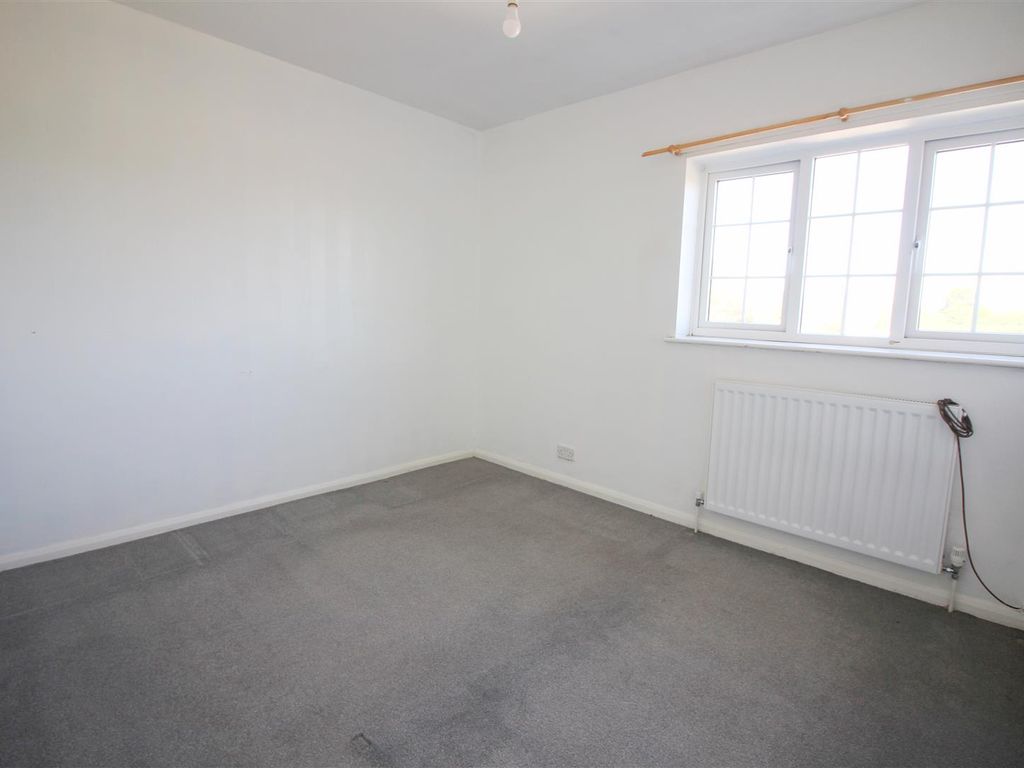 3 bed terraced house for sale in Croxdale Road, Borehamwood WD6, £459,950