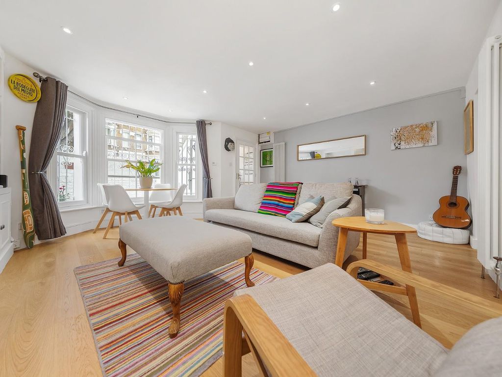 1 bed flat for sale in Shakespeare Road, London SE24, £450,000
