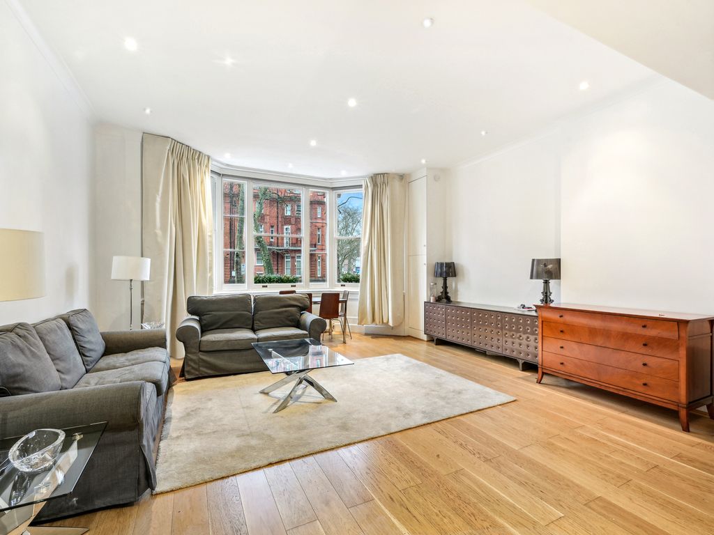 1 bed flat to rent in Pont Street, Knightsbridge SW1X, £3,900 pcm