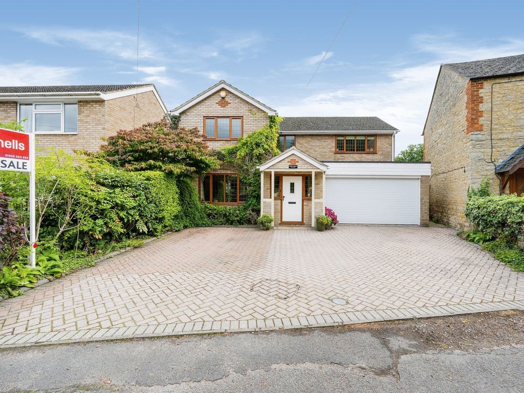 4 bed detached house for sale in Main Street, Cosgrove, Milton Keynes MK19, £650,000