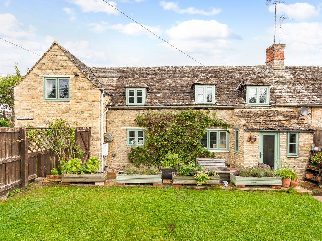 3 bed semi-detached house for sale in Siddington, Cirencester GL7, £525,000