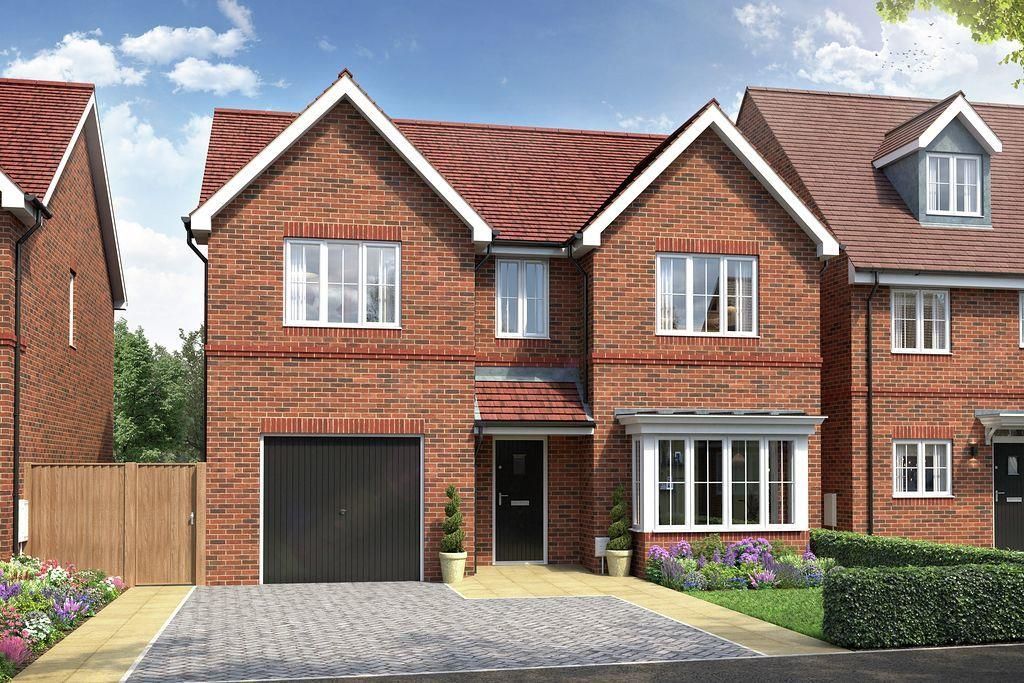 4 bed detached house for sale in Aston Clinton Road, Weston Turville, Aylesbury HP22, £639,950