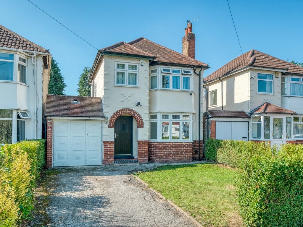 3 bed detached house for sale in Radbourne Road, Shirley, Solihull B90, £465,000