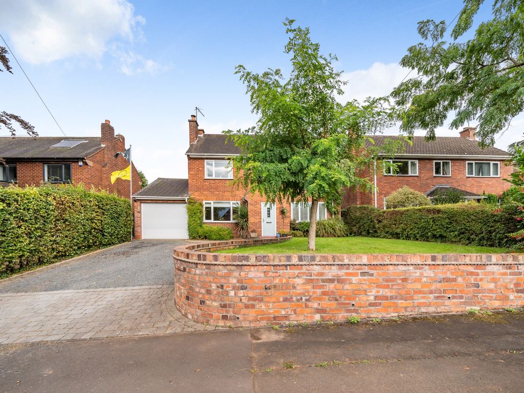 4 bed detached house for sale in The Village, Hartlebury, Kidderminster DY11, £550,000