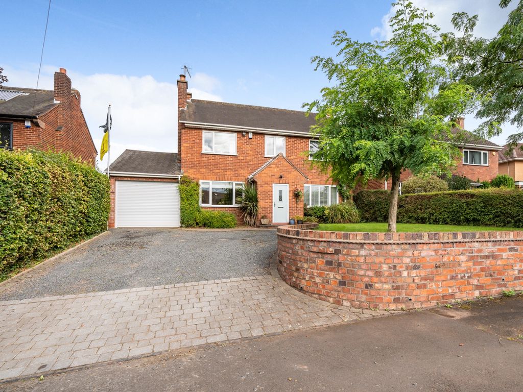 4 bed detached house for sale in The Village, Hartlebury, Kidderminster DY11, £550,000