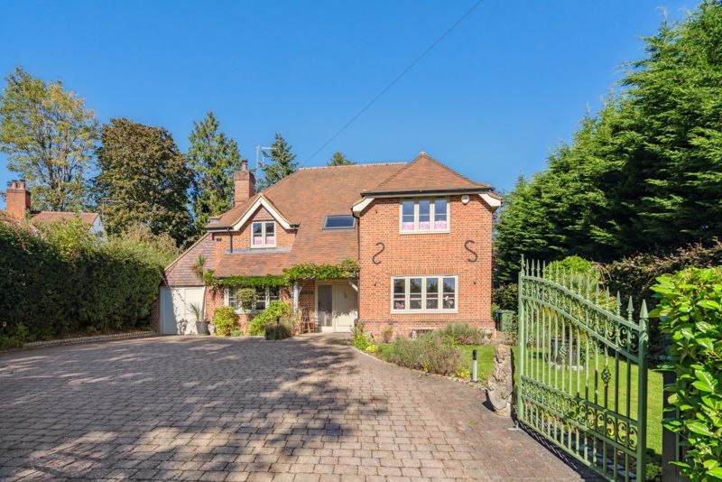 4 bed detached house for sale in Forty Green Road, Beaconsfield HP9, £1,650,000