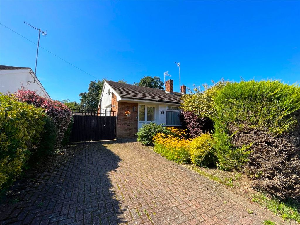 2 bed bungalow for sale in York Road, Ash, Surrey GU12, £390,000